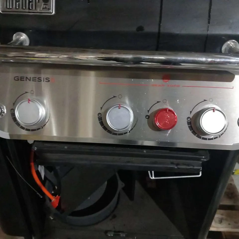 WEBER GENESIS BARBECUE