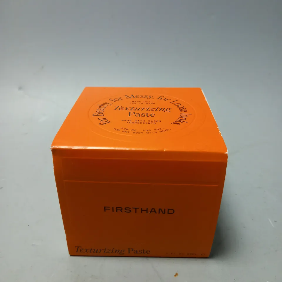 FIRSTHAND SUPPLY TEXTURIZING PASTE, 88ML