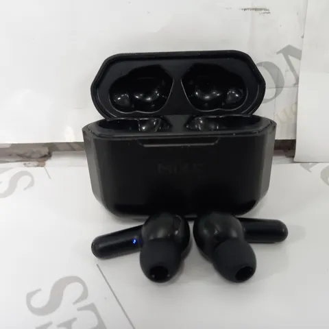 MIXX EARBUDS IN BLACK