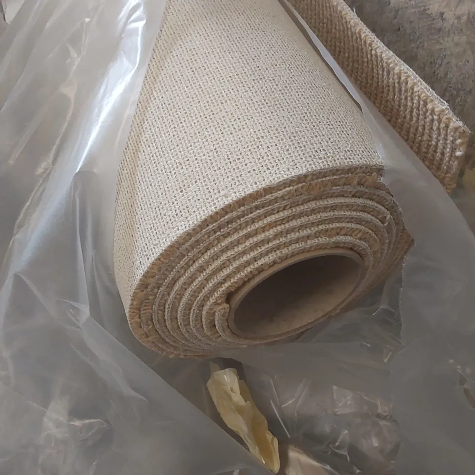 ROLL OF QUALITY SISAL WEAVE STYLE BARLEY CARPET - APPROXIMATELY 6.8 x 4m