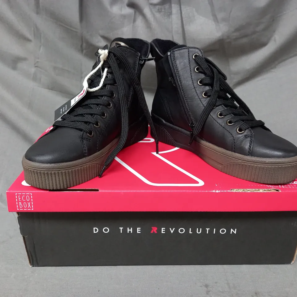 BOXED PAIR OF RIEKER PLATFORM REVOLUTION SHOES IN BLACK SIZE 3.5