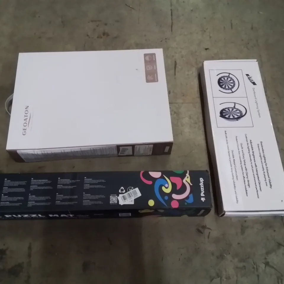 PALLET OF ASSORTED HOUSEHOLD GOODS AND PRODUCTS TO INCLUDE;TOILET SEAT, DARTS LIGHTS, PUZZLE MAT,MULTIFUNCTIONAL MASSAGE CUSHION AND OTHER ASSORTED ITEMS...