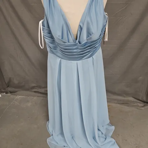 RICHARD DESIGNS PLEAT DETAIL CHIFFON PROM DRESS IN BLUE SIZE 20