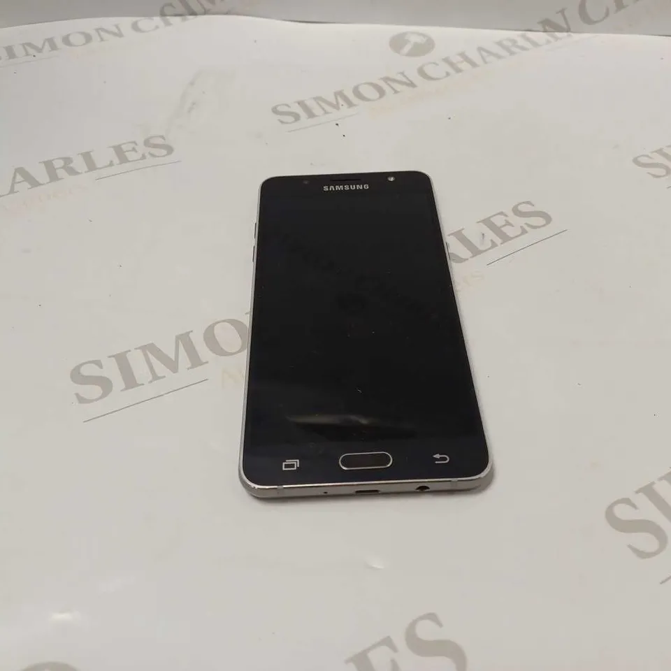 SAMSUNG GALAXY SMARTPHONE 