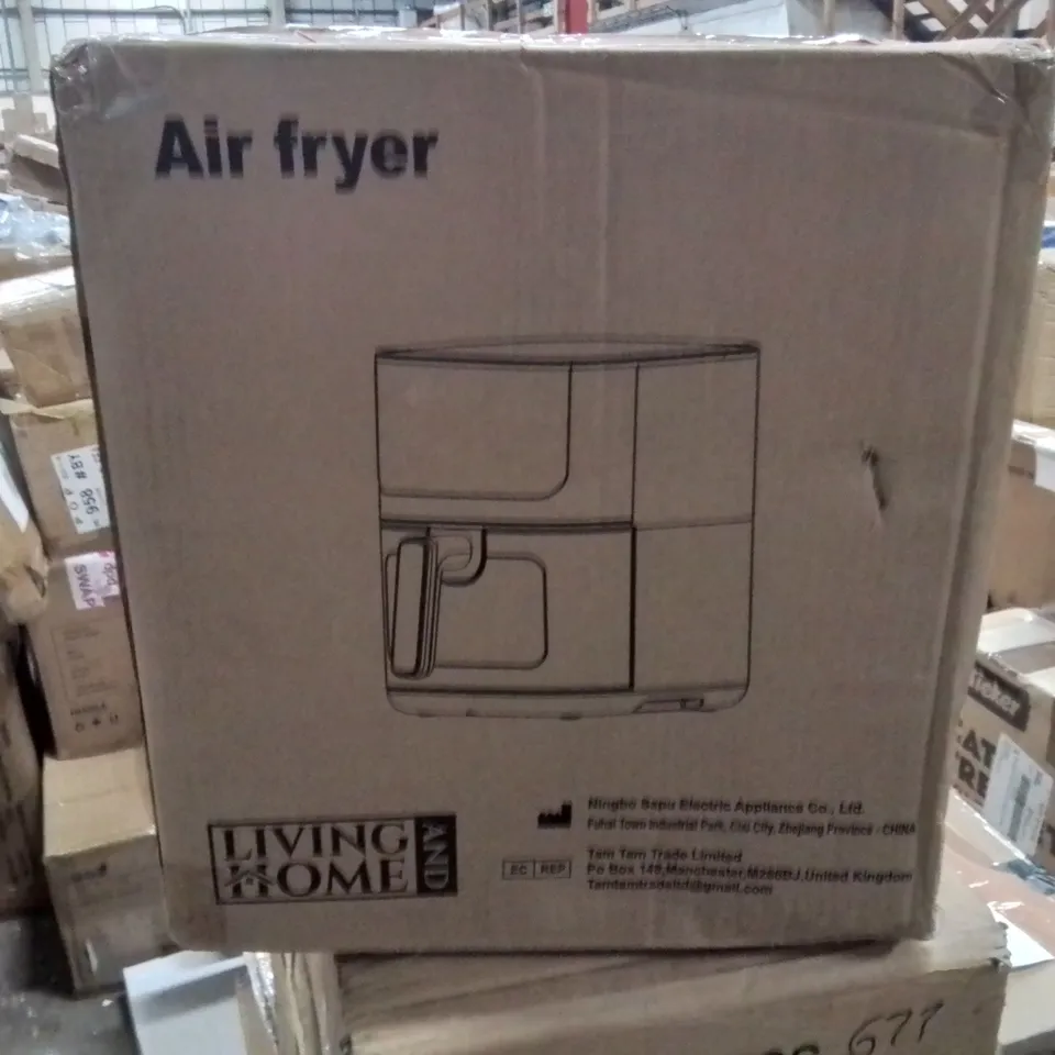 BOXED AIR FRYER 