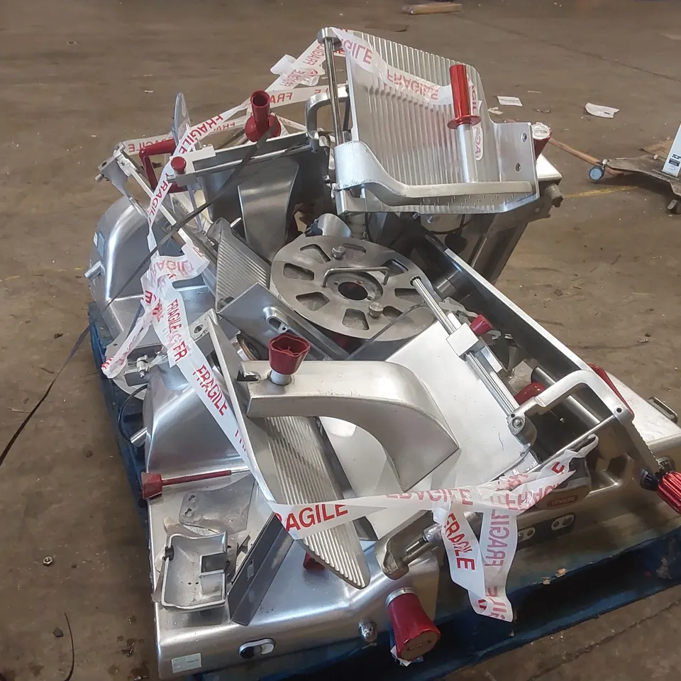 PALLET CONTAINING A LARGE QUANTITY OF BERKEL MEAT SLICER PARTS