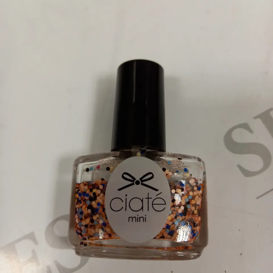 APPROX 10 CIATE MINI COMIC STRIP NAIL POLISH 5ML