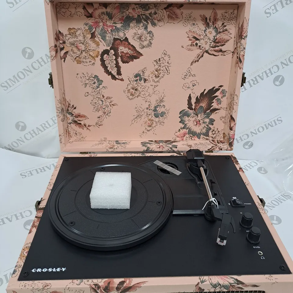 CROSLEY VOYAGER FLORAL BLUETOOTH TURNTABLE