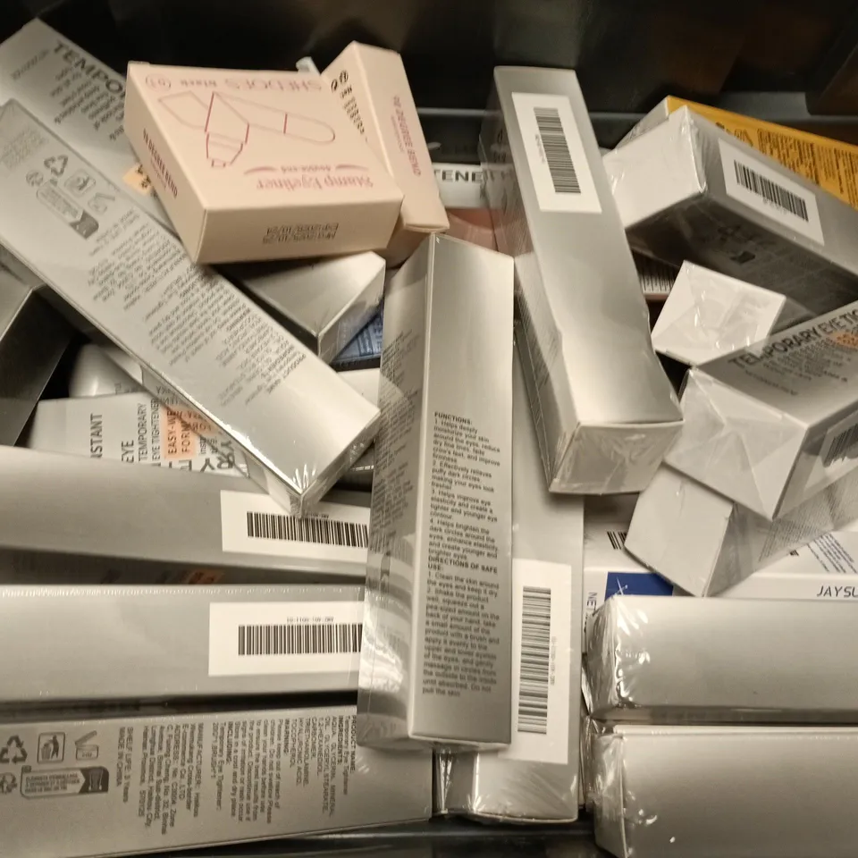 APPROXIMATELY 15 ASSORTED COSMETICS ITEMS TO INCLUDE SCAR REMOVAL CREAM, STAMP EYELINER, HERBAL PURIFIER, ETC