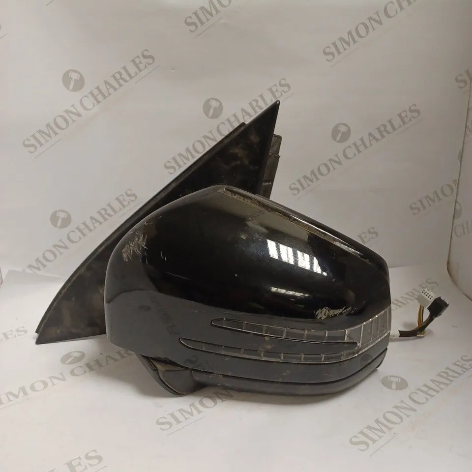 REPLACEMENT MERCEDES-BENZ N/S TURNING SIGNAL WING MIRROR - VEHICLE MODEL UNSPECIFIED 