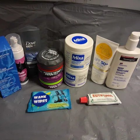 APPROXIMATELY 20 ASSORTED HEALTH AND BEAUTY PRODUCTS TO INCLUDE; MIXA, NEUTROGENA, CLARINS AND DOVE