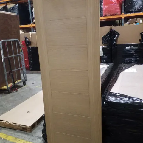 VERTICAL 7 PANEL OAK INTERNAL DOOR 1981×760×35MM