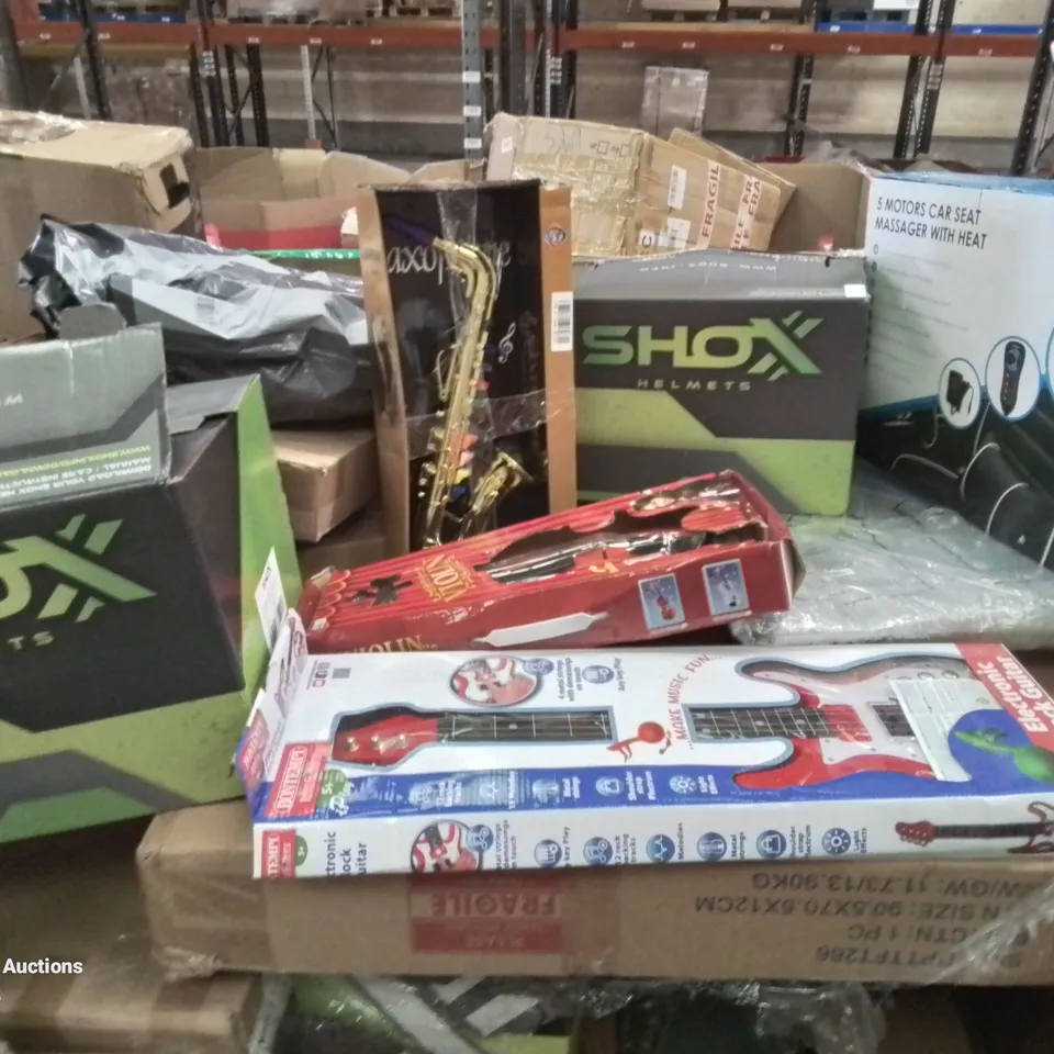 PALLET CONTAINING MIXED BOXED HOUSEHOLD ITEMS TO INCLUDE: KIDS MUSICAL INSTRUMENTS,  SHOX HELMETS, CAR SEAT MASSAGER AND LOTS MORE UNMARKED BOXED ITEMS 