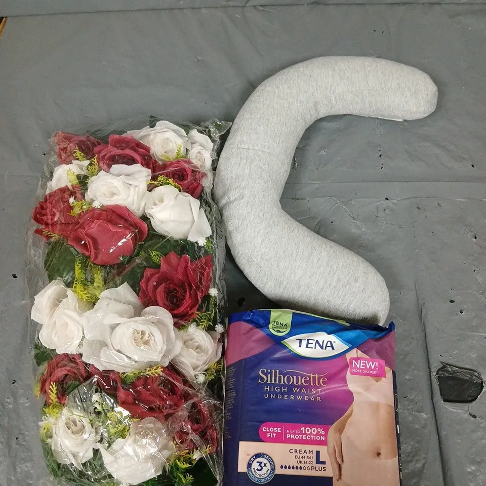 APPROXIMATELY 15 ASSORTED HOUSEHOLD PRODUCTS TO INCLUDE HOME DÉCOR, NECK PILLOW, TENA PANTS ETC