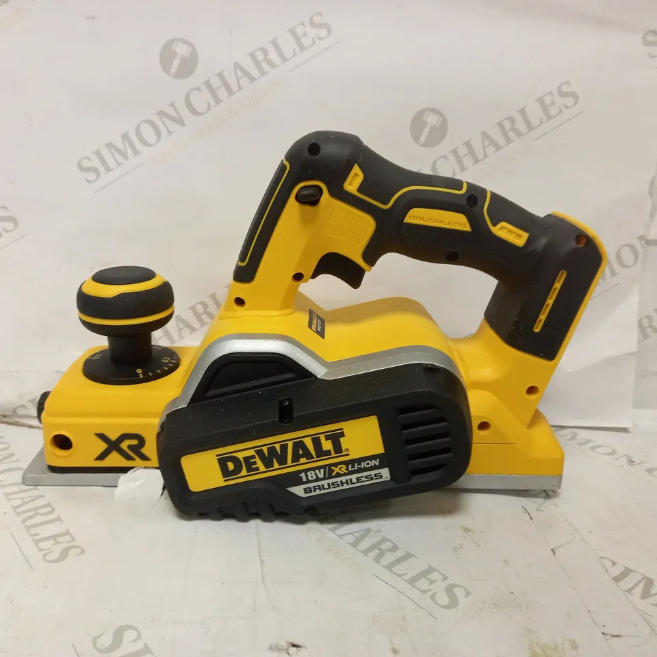 DEWALT DEWPDCP580N 18 V XR LI-ION BRUSHLESS CORDLESS PLANER 