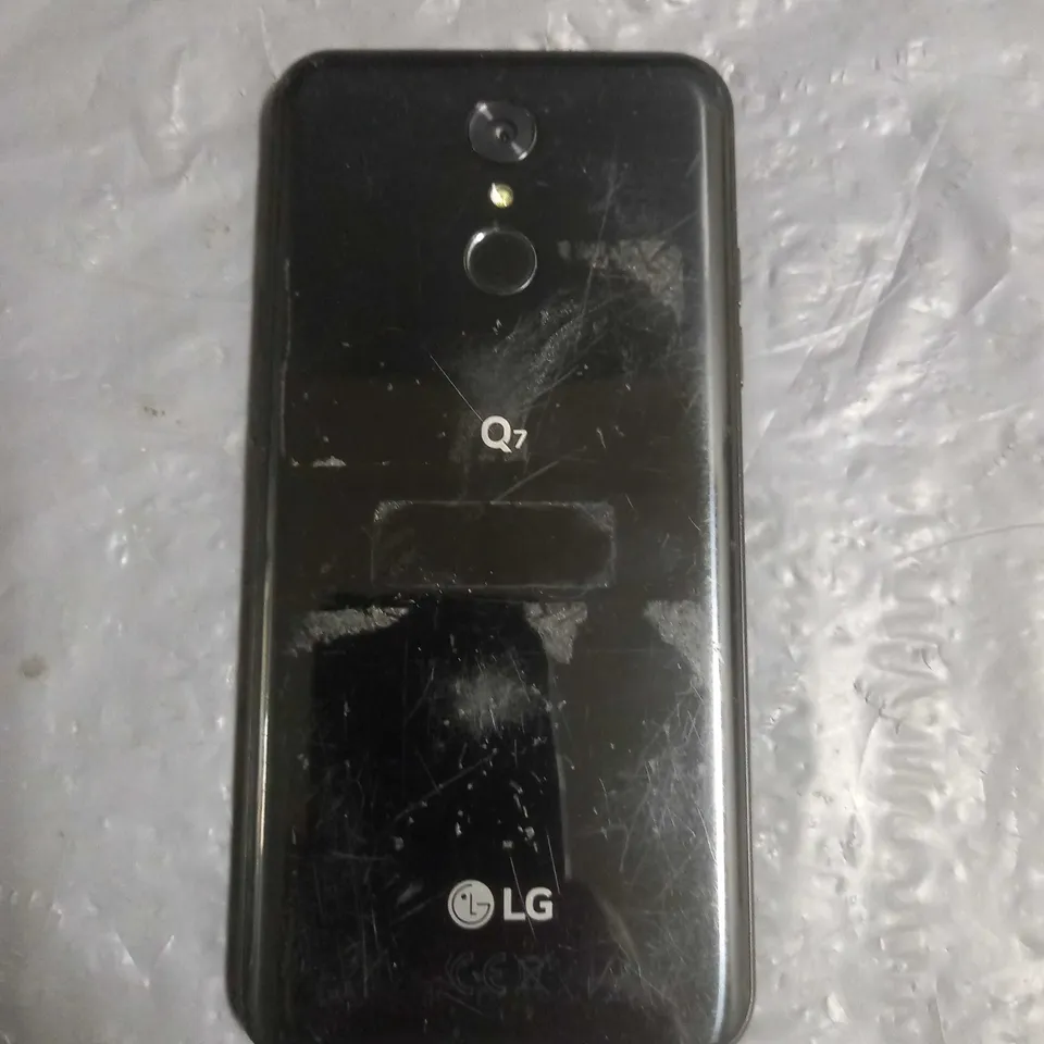 LG Q7 SMARTPHONE 32GB LM-Q610EM