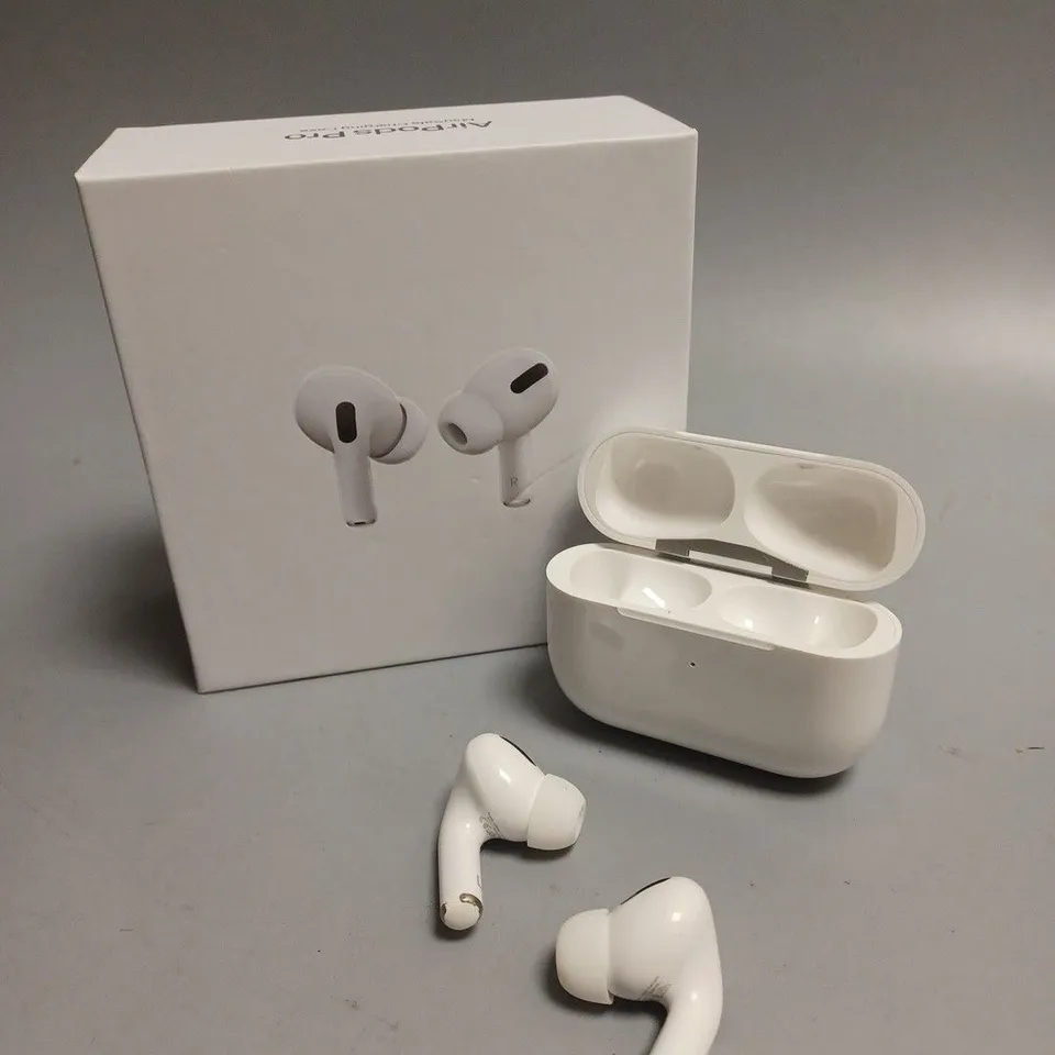 BOXED APPLE AIRPODS PRO WIRELESS EARPHONES 