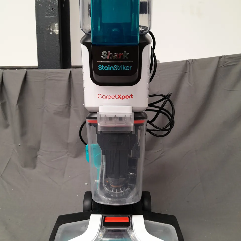 BOXED OUTLET SHARK CARPET XPERT DEEP CARPET CLEANER STRIKER EX200UK - COLLECTION ONLY