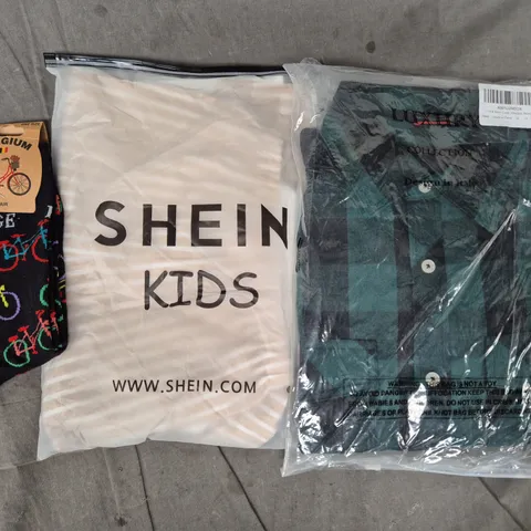 APPROXIMATELY 20 ASSORTED CLOTHING AND FASHION PRODUCTS IN VARIOUS STYLES AND SIZES - COLLECTION ONLY