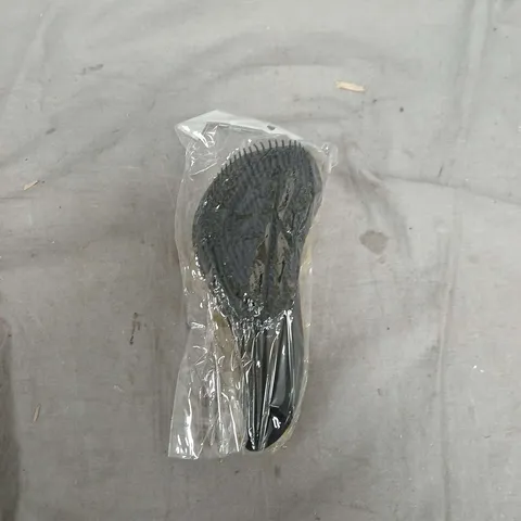 BOX OF APPROX 10 HAIRBRUSHES