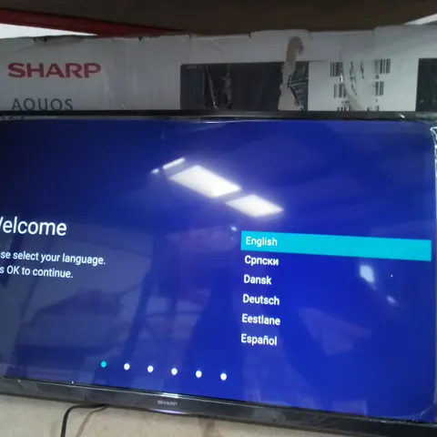 BOXED SHARP SMART TV HD/FULL HD 32" HD READY 32EE4K