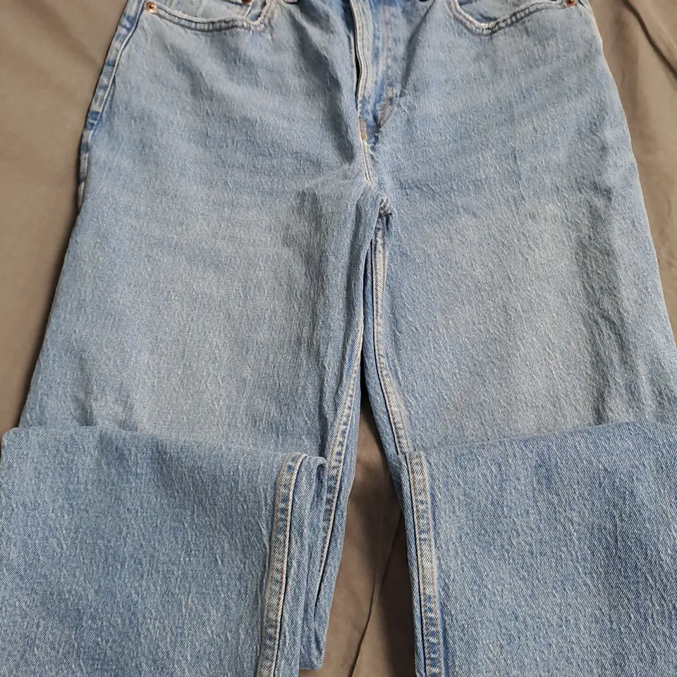 ABERCROMBIE & FITCH THE VINTAGE STRAIGHT HIGH RISE JEANS, BLUE - SIZE 29 8R