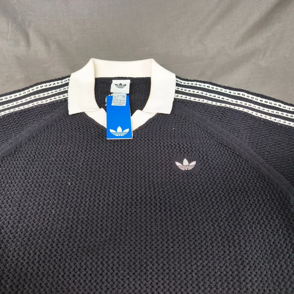 ADIDAS BLACK MESH-KNIT POLO TOP WITH WHITE COLLAR - SIZE M