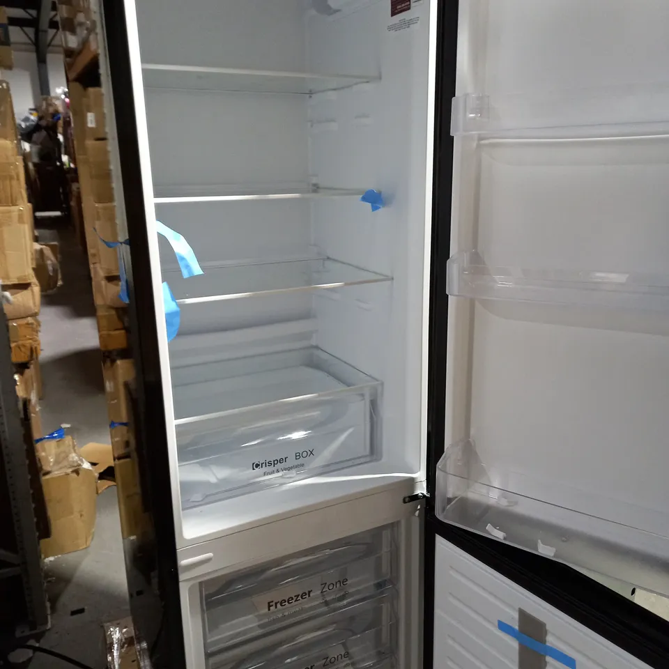 RUSSELL HOBBS FREESTANDING FRIDGE FREEZER BLACK