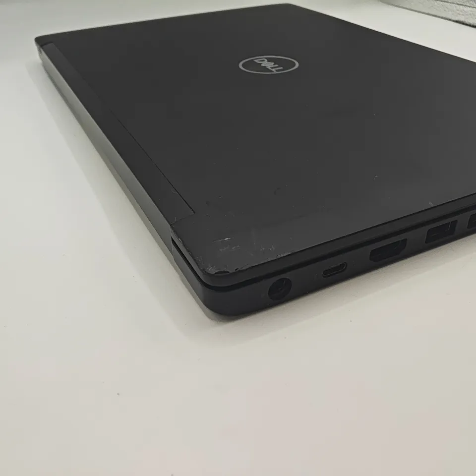 UNBOXED DELL LATITUDE 7490 INTEL I-7 VPRO 8TH GEN LAPTOP IN BLACK