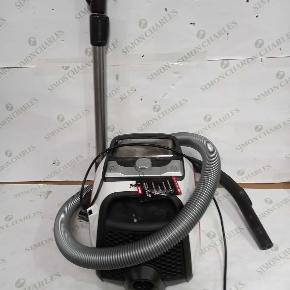MIELE BOOST CX1 VACUUM CLEANER