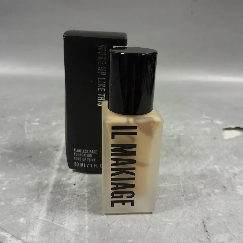 IL MAKIAGE WOKE UP LIKE THIS FLAWLESS BASE FOUNDATION SHADE 10 30ML