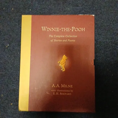 WINNIE-THE-POOH: THE COMPLETE COLLECTION OF STORIES AND POEMS – A.A. MILNE,