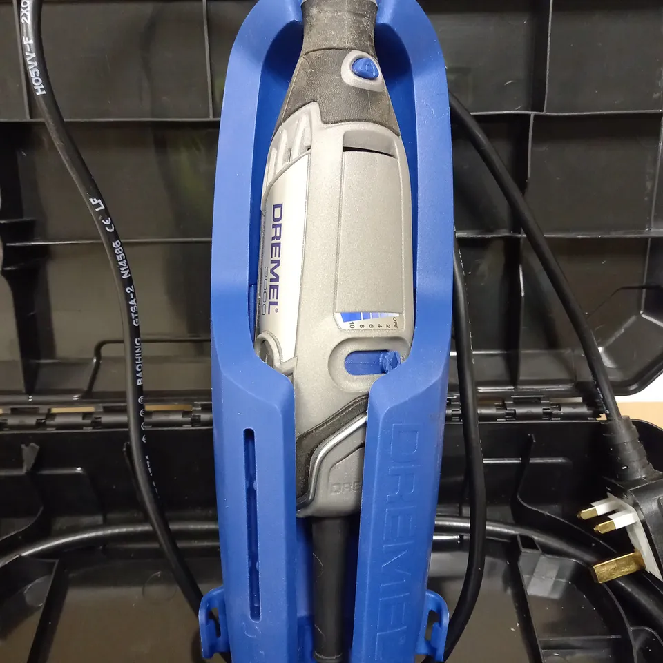 DREMEL 3000 MULTI TOOL