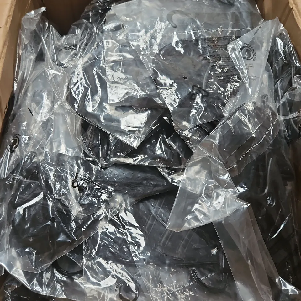 APPROXIMATELY 150 LACE BRAS IN BLACK/RED - VARIOUS SIZES