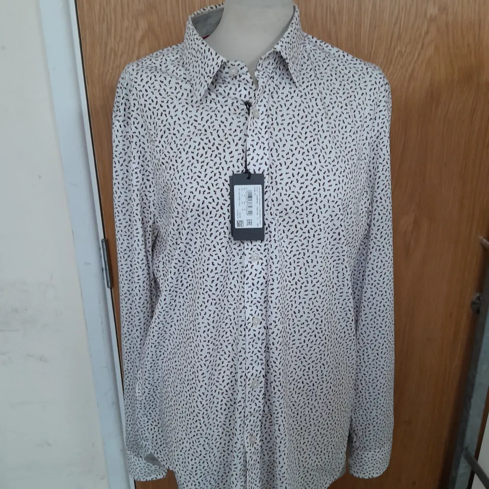 HUGO BOSS REGULAR FIT SHIRT SIZE XL 