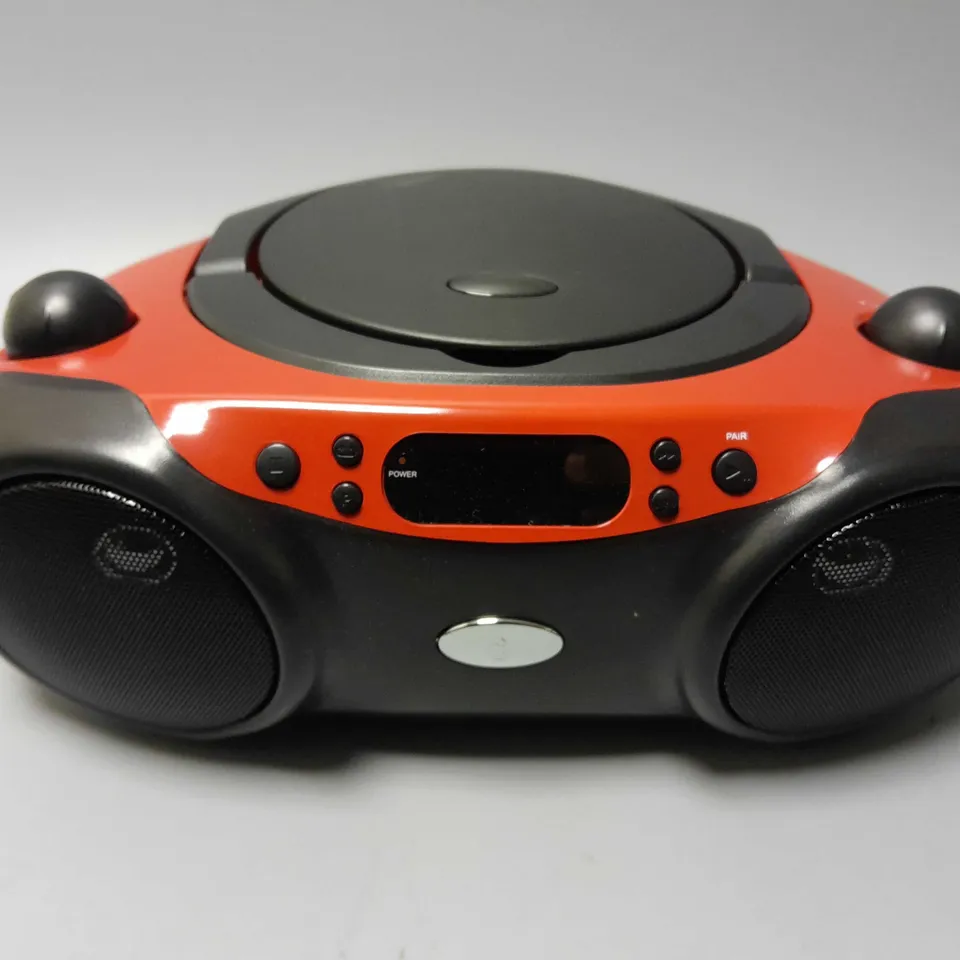 BOXED BLUETOOTH CD BOOMBOX