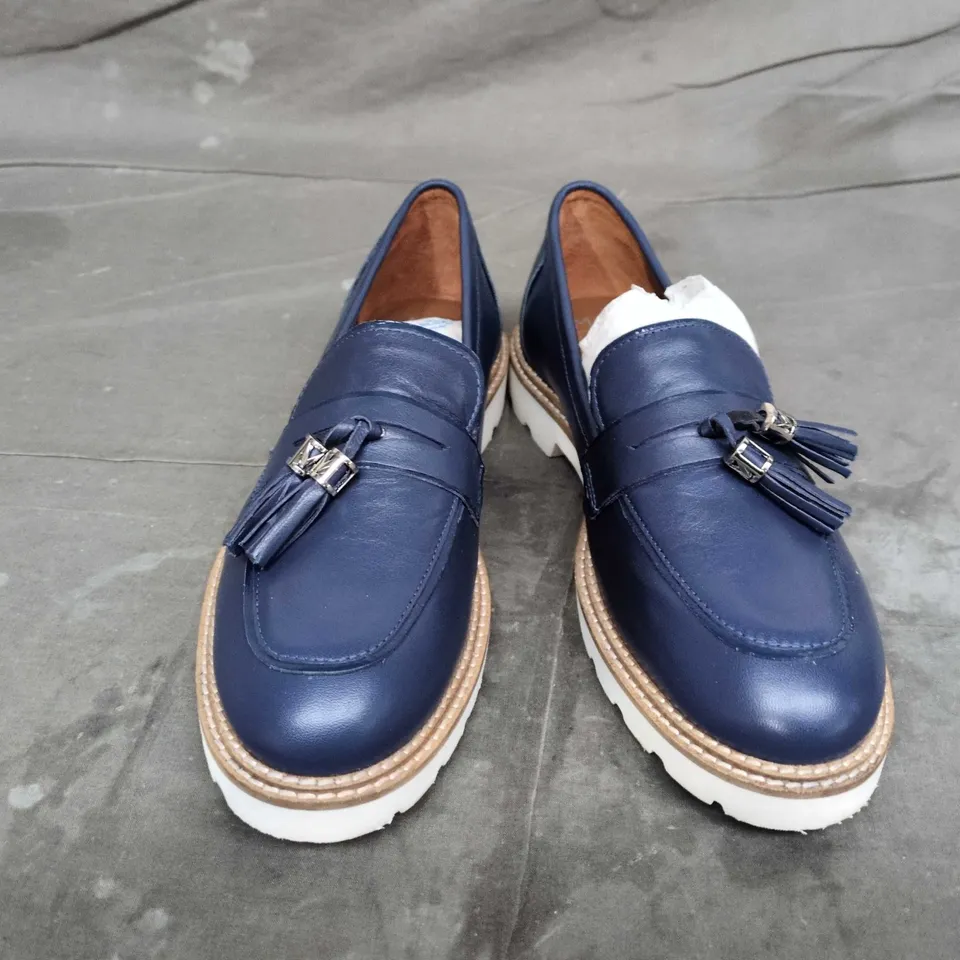 MODA IN PELLE NAVY TASSEL LOAFERS - SIZE 42