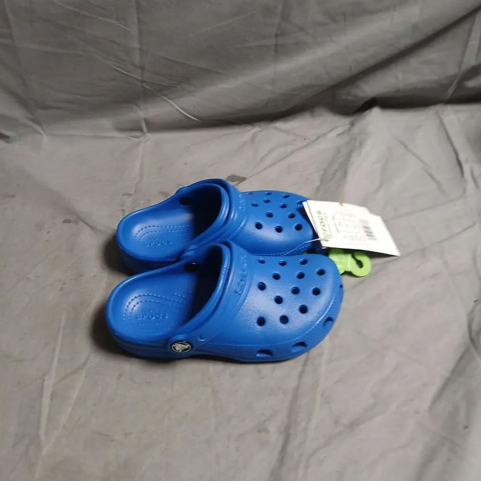 CROCS CLASSIC CLOG KIDS' – BLUE - SIZE UK CHILDS 11