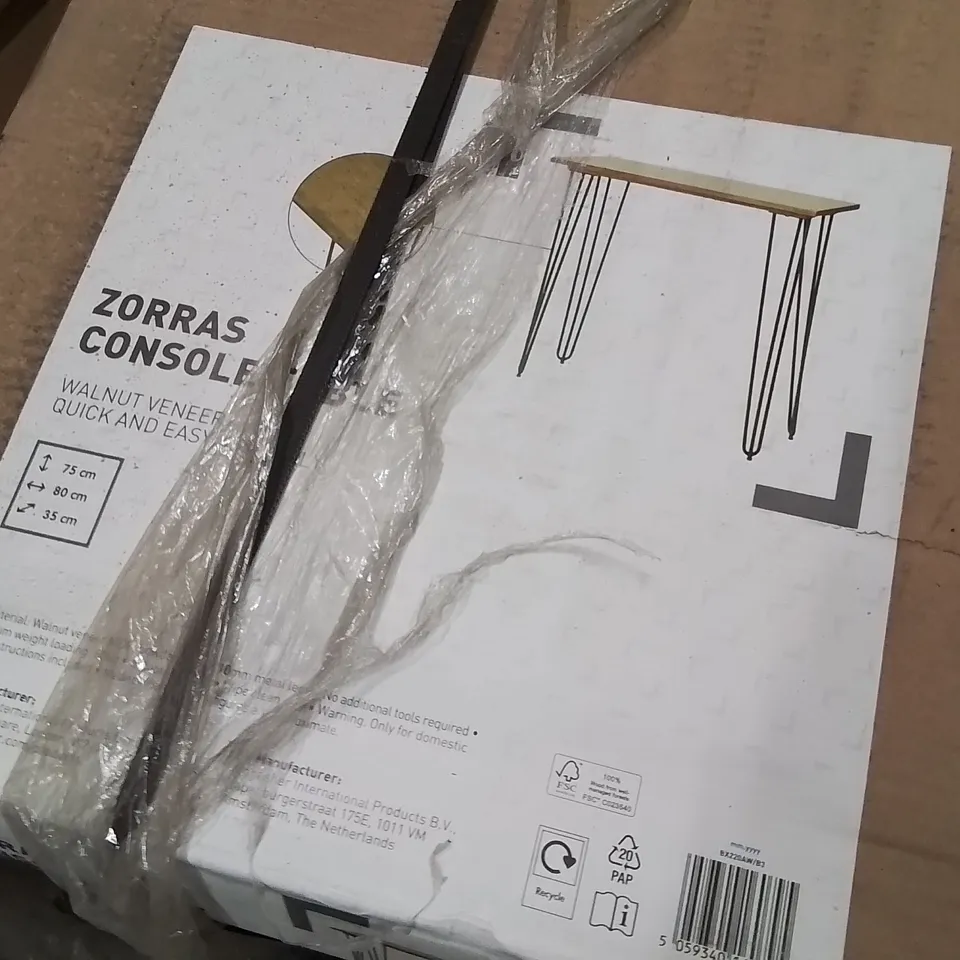 PALLET CONTAINING A LARGE QUANTITY OF BRAND NEW ZORRAS CONSOLE TABLES