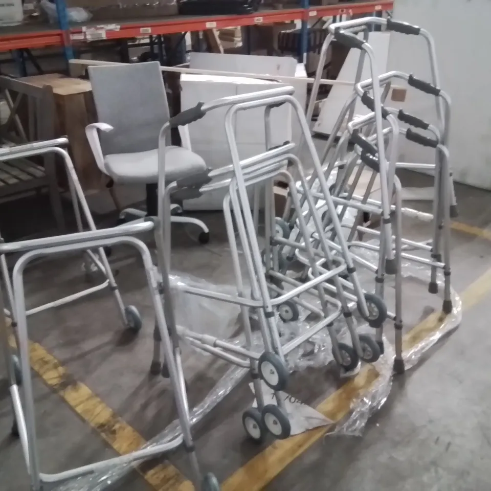 PALLET TO CONTAIN X2 COMMODES AND 11 ZIMMERFRAMES 