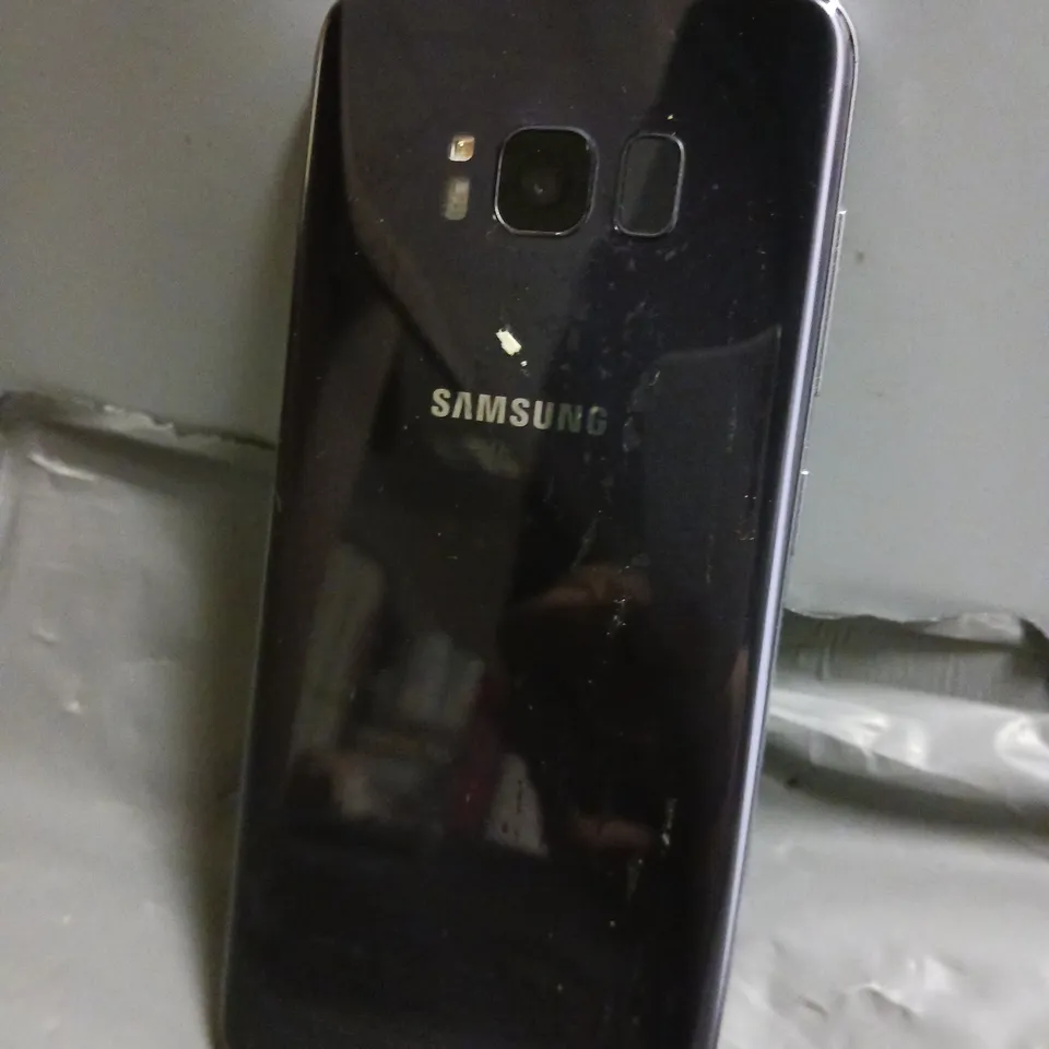 SAMSUNG GALAXY S8 SMARTPHONE IN BLACK