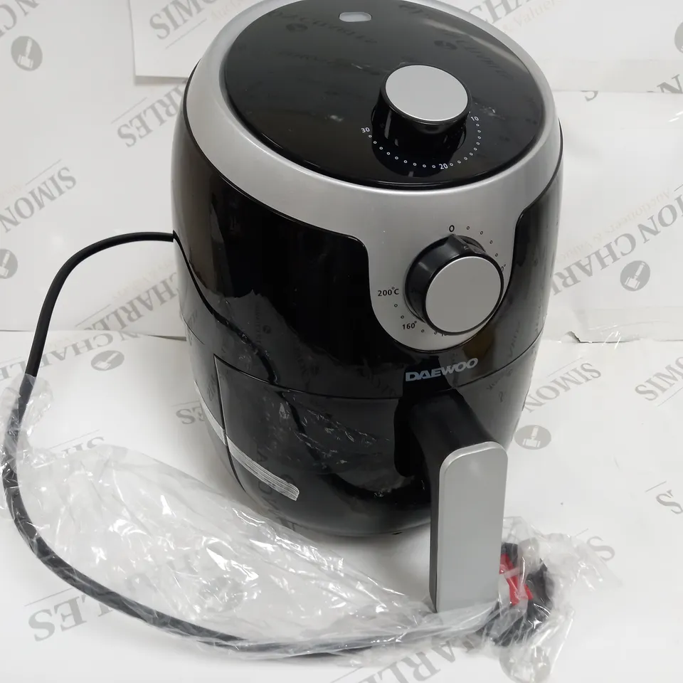 BOXED DAEWOO 2 LITRE COMPACT AIR FRYER