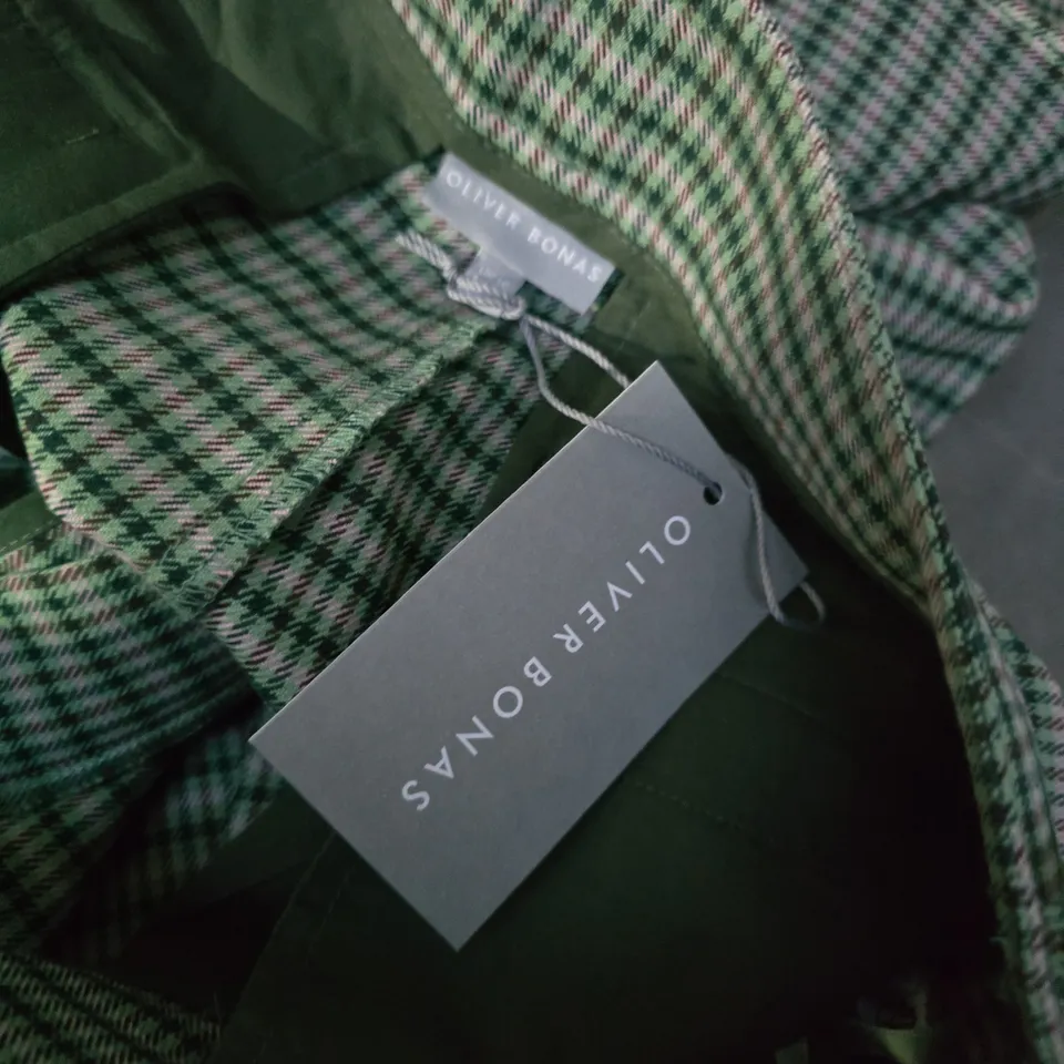 OLIVER BONAS GREEN CHECK WIDE LEG CROP TROUSERS IN GREEN - SIZE 10