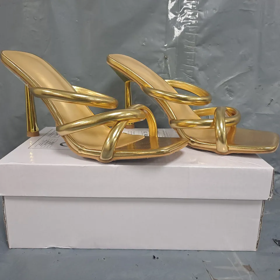 BOXED PAIR OF UNBRANDED OPEN TOE STILETTO HEEL SANDALS IN METALLIC GOLD SIZE EU 41
