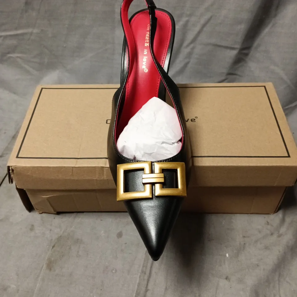 ON FEET AND IN LOVE BRANDED WOMEN'S BLACK LEATHER SLINGBACK HEELS WITH GOLD BUCKLE – SIZE 39