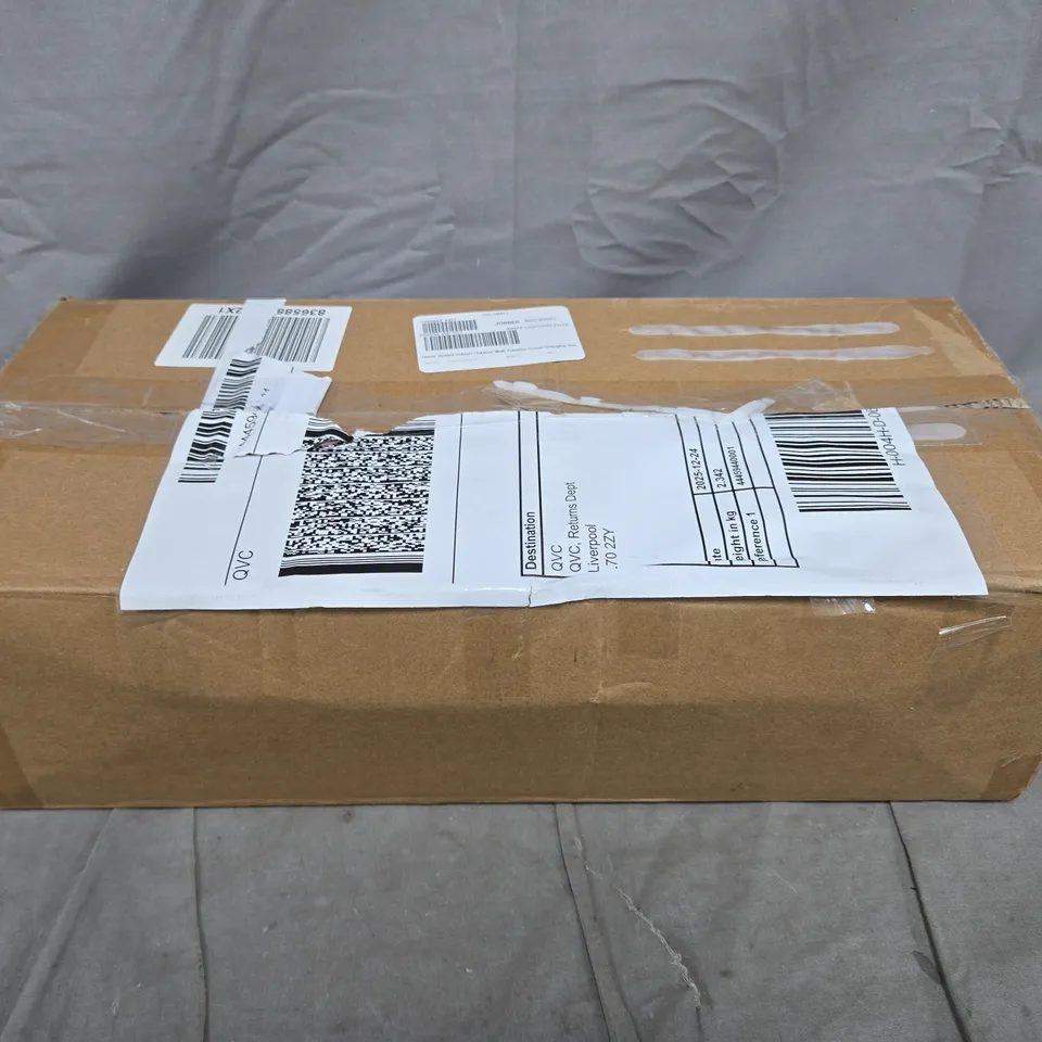 HOME STORIES INDOOR/ OUTDOOR MULTI FUNCTION COLOUR CHANGING STAR TREE