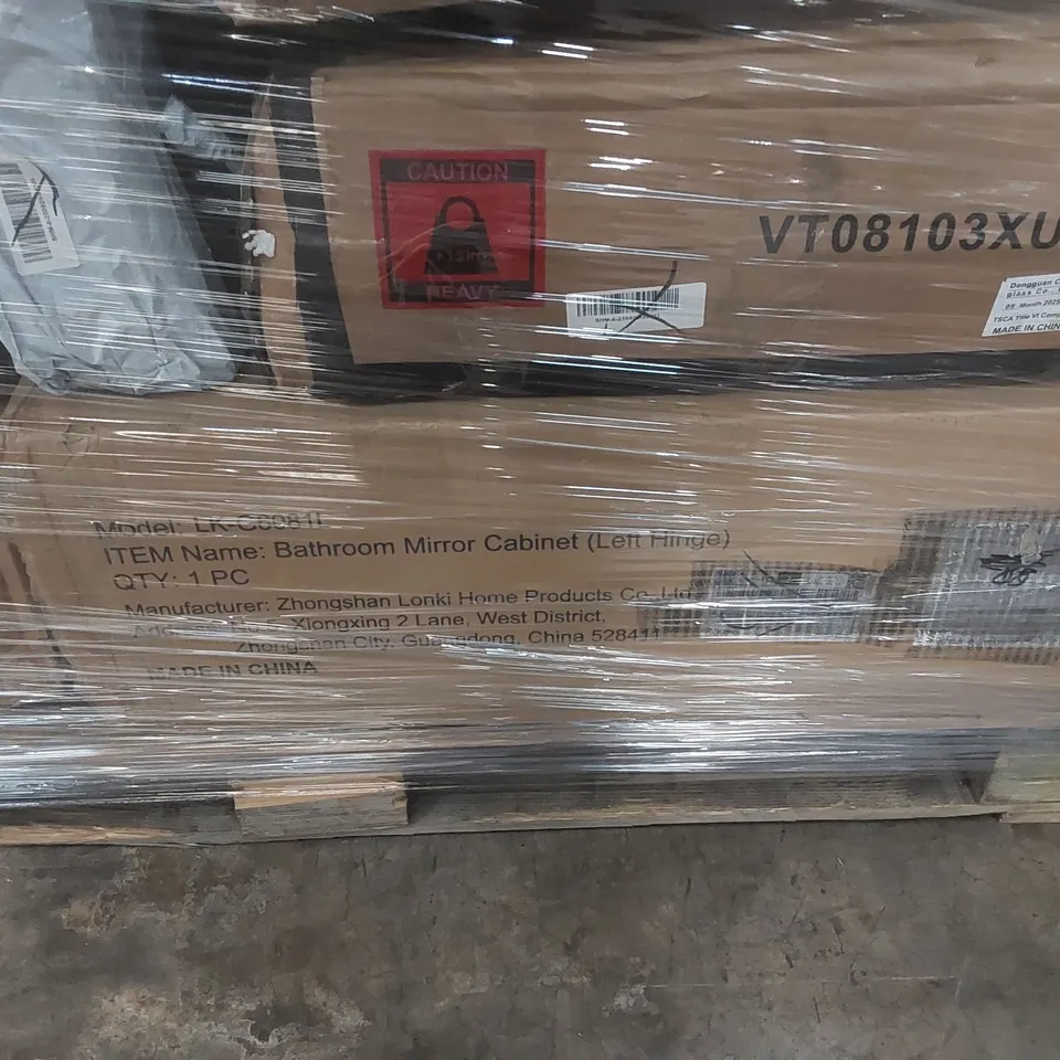 PALLET CONTAINING A LARGE QUANTITY OF ASSORTED CONSUMER PRODUCTS INCLUDING: BATHROOM MIRROR CABINET, CHAIR, DISTILLER, BATHROOM MIRROR ECT