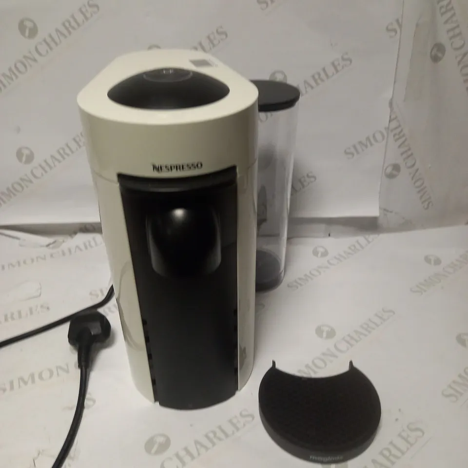 MAGIMIX NESPRESSO VERTUO PLUS M600 POD COFFEE MACHINE, WHITE