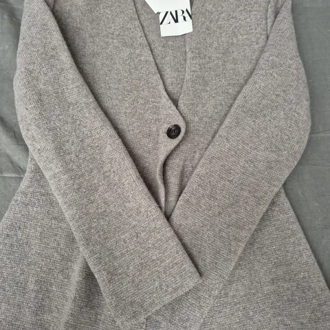 ZARA WOOL BLEND BLAZER IN GREY SIZE MEDIUM