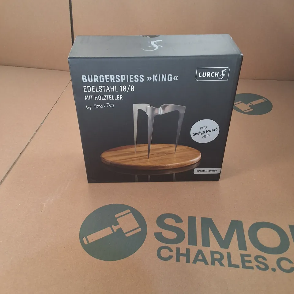 24 BOXED LURCH BURGER SKEWERS - KING - STAINLESS STEEL WITH WOODEN PLATE